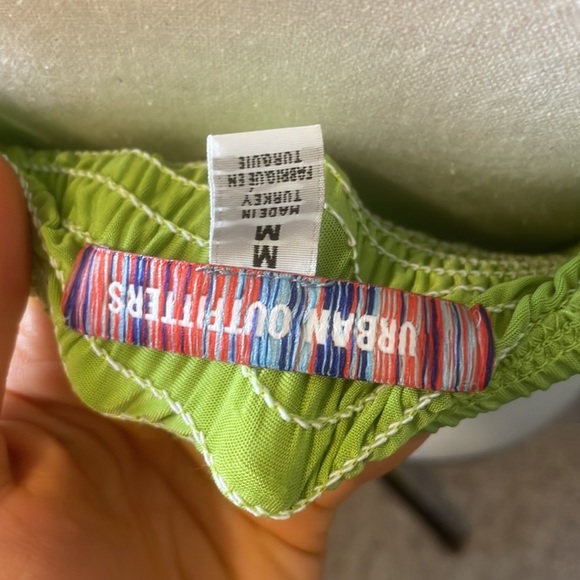 Urban outfitters lime green runched crop top - Picture 5 of 5